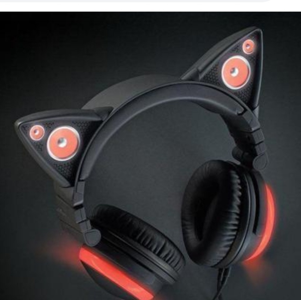 Brookstone wired cat headphones in red